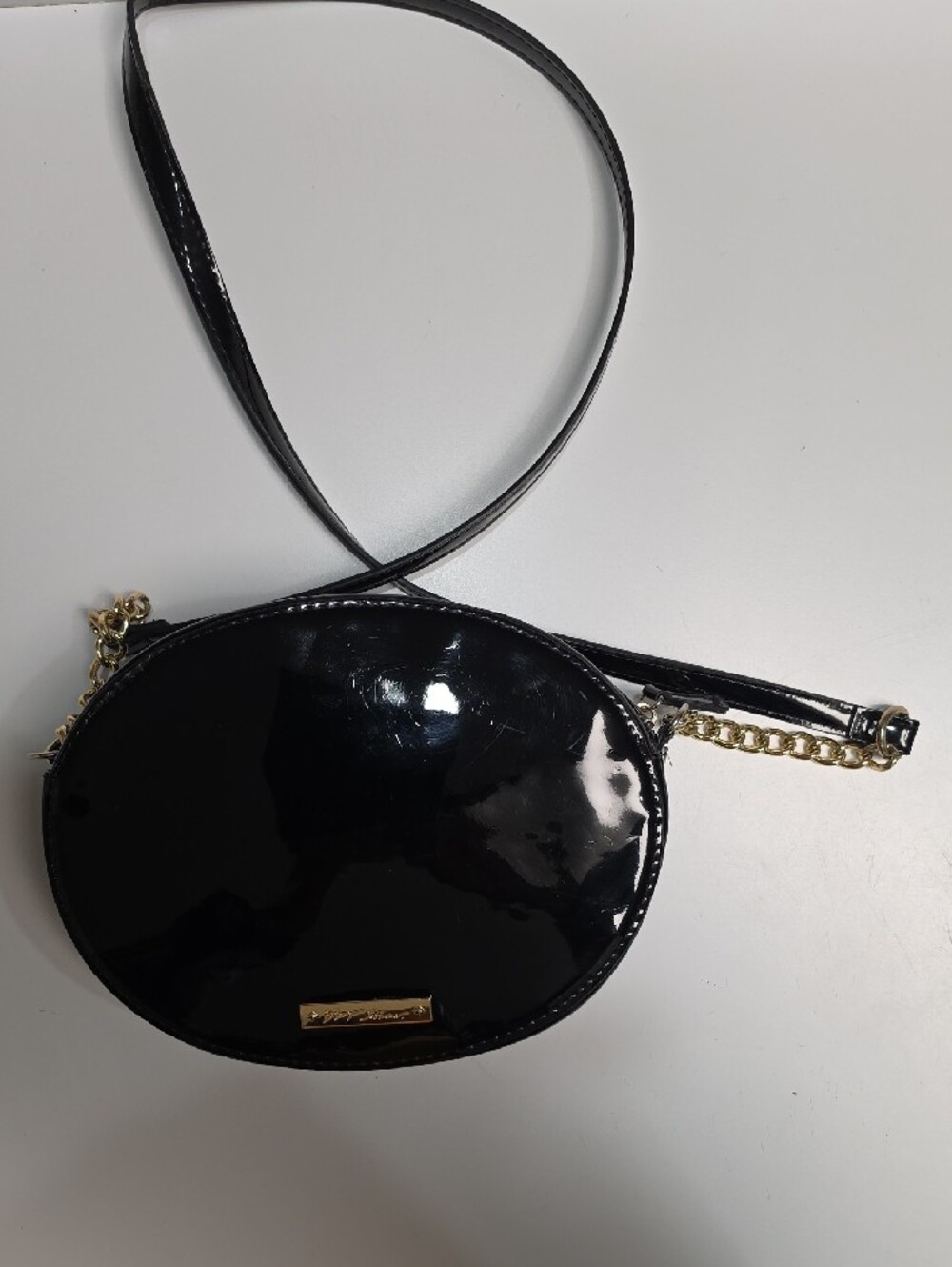 Betsey Johnson Kitsch Halloween Glampire Crossbody Bag – Vampire Lips & Fangs - Picture 8 of 11